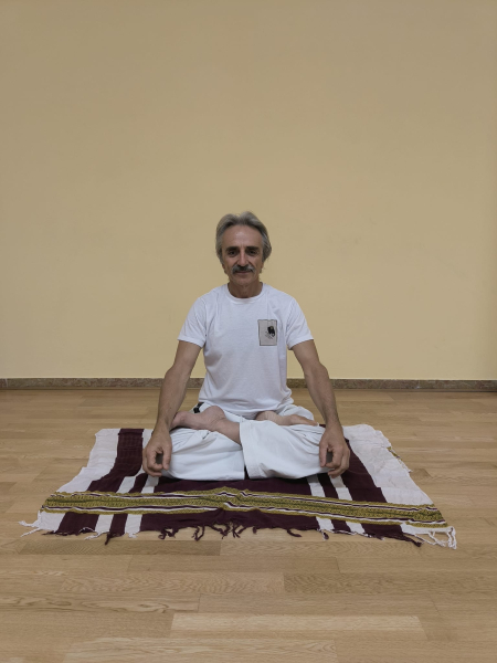 JONES_TONELLI_INTERNO_YOGA