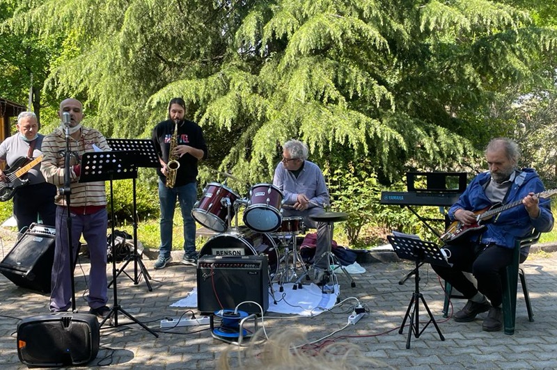 Tasso Band