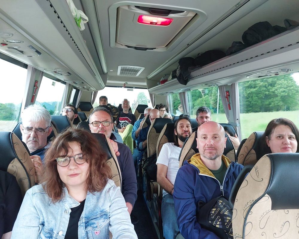 Il gruppo torna a casa