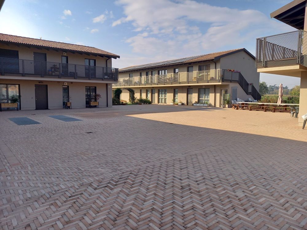 La piazza centrale del cohousing