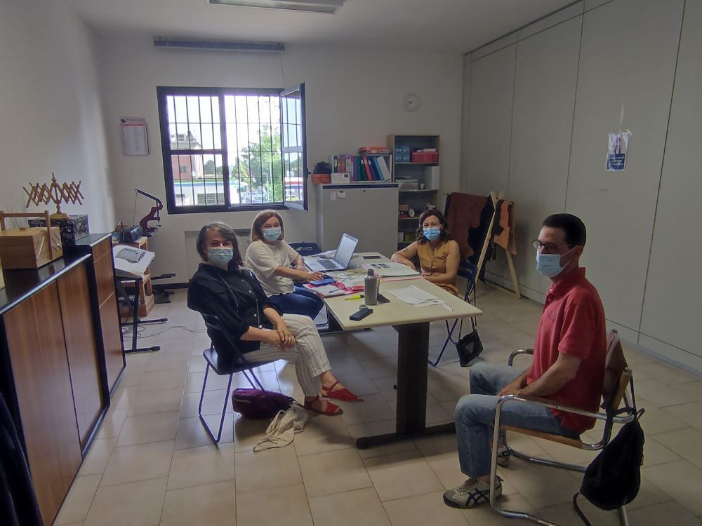 Riunione di equipe degli educatori