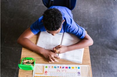 Scuola, più risorse per l'inclusione ma la discontinuità didattica è ancora un problema